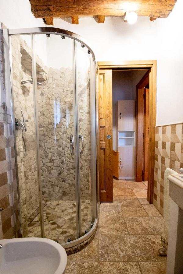 La Casetta Nel Borgo กาสเตลนูโอโว ดิ วัล ดิ เชชินา ภายนอก รูปภาพ