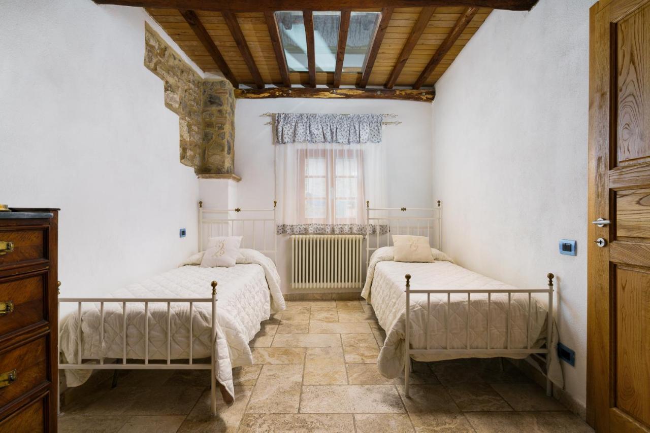 La Casetta Nel Borgo กาสเตลนูโอโว ดิ วัล ดิ เชชินา ภายนอก รูปภาพ