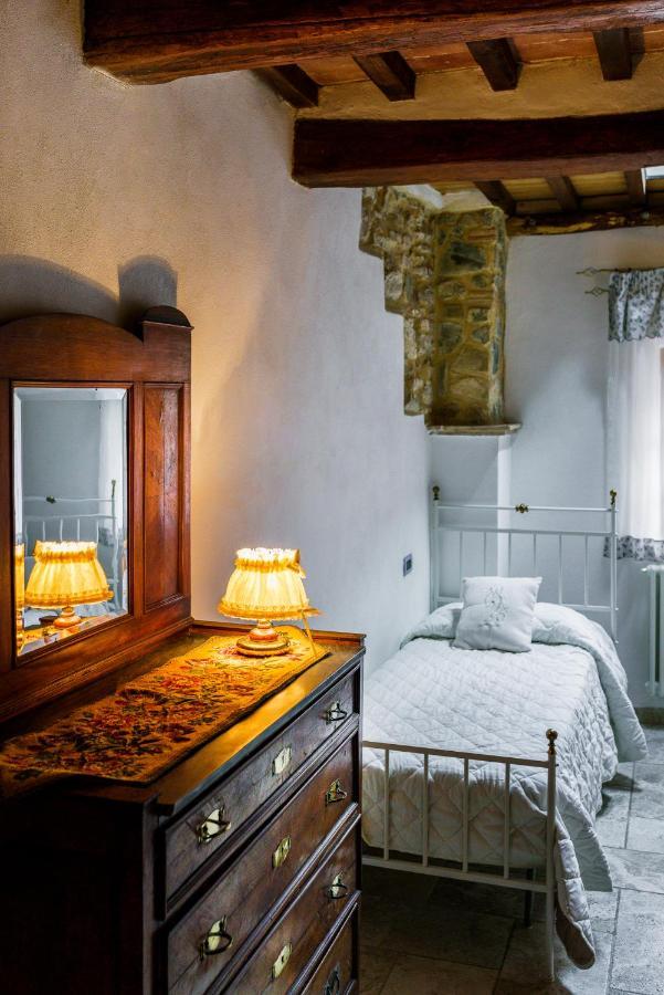 La Casetta Nel Borgo กาสเตลนูโอโว ดิ วัล ดิ เชชินา ภายนอก รูปภาพ